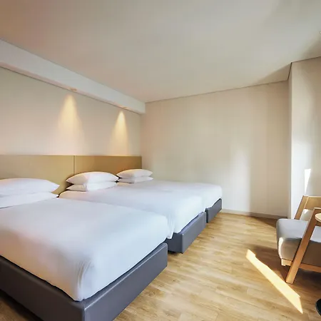 Mayplace Hotel