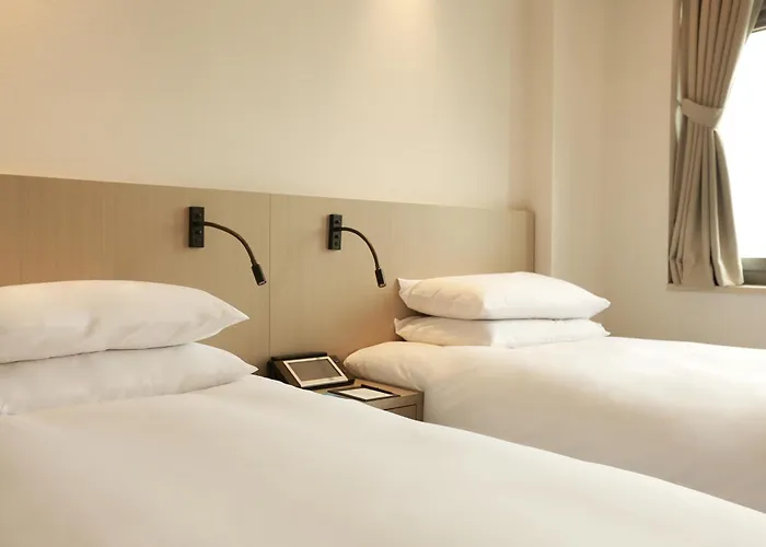 Mayplace 4*