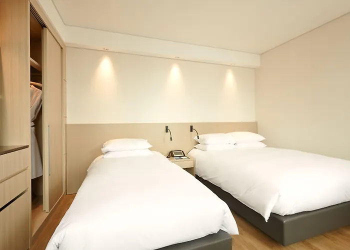 Hotel Mayplace 4*