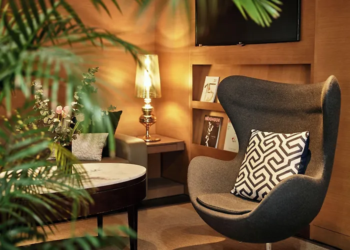 Mayplace Hotel 4*
